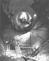 1983 spillway failure at Glen Canyon Dam